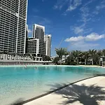 2Br Burj Khalifa View In Dubai With Beach Access